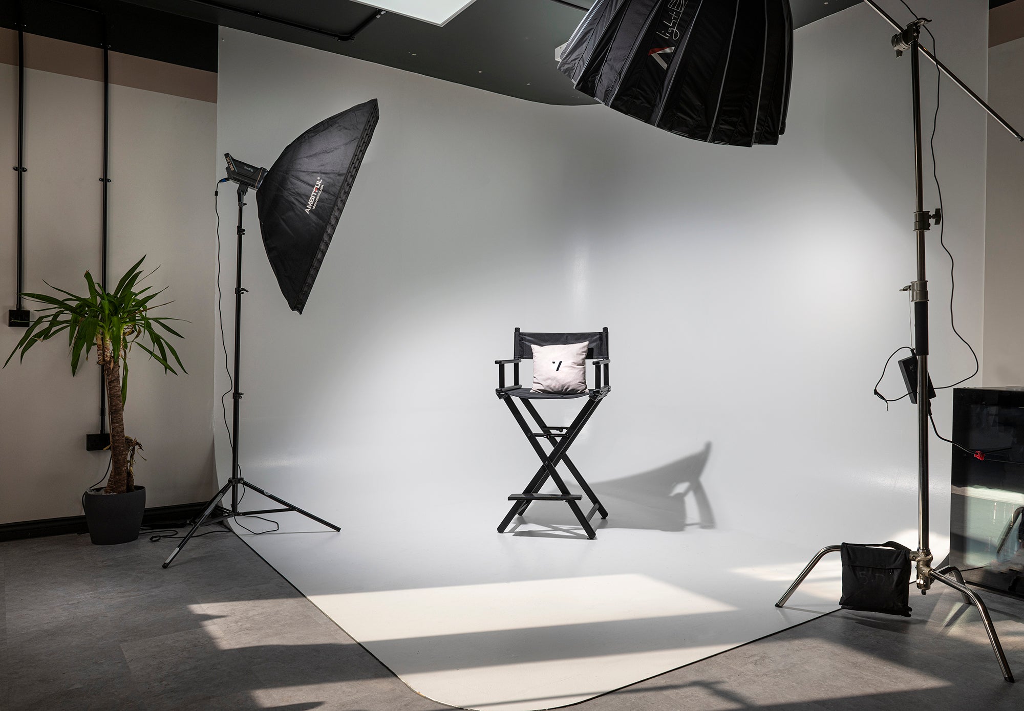 slider image slider_item_aPbHLy